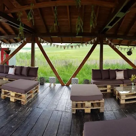 Cuibul Dintre Iazuri * Piatra Neamţ